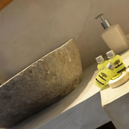 Aeolos Kalymnos Myrties