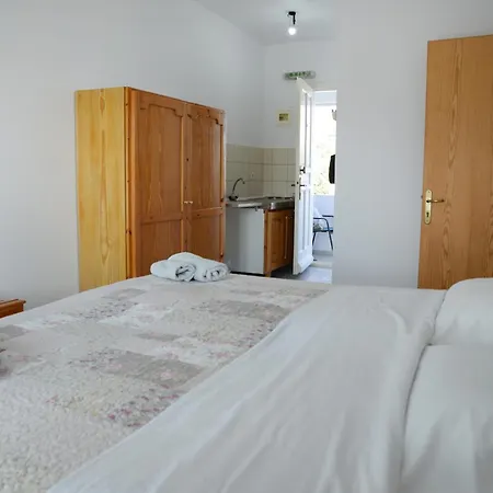 Aeolos Kalymnos Apartamento Myrties