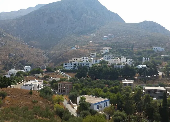 Aeolos Kalymnos 公寓 *