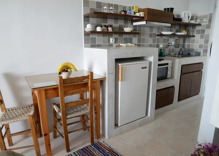 Aeolos Kalymnos 公寓 *