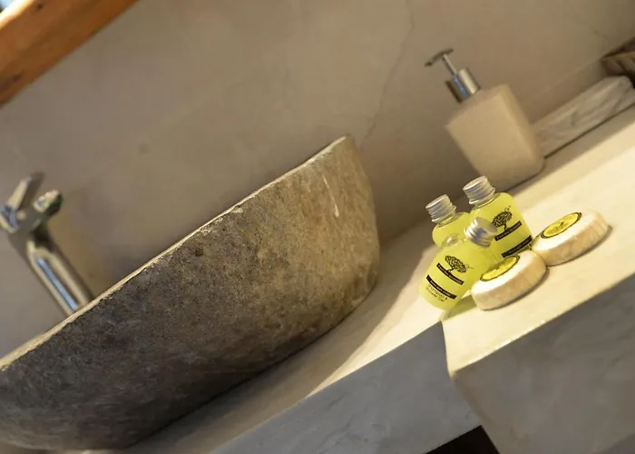 Aeolos Kalymnos Myrties