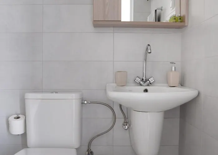 Aeolos Kalymnos شقة Myrties