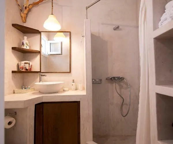 Aeolos Kalymnos شقة *